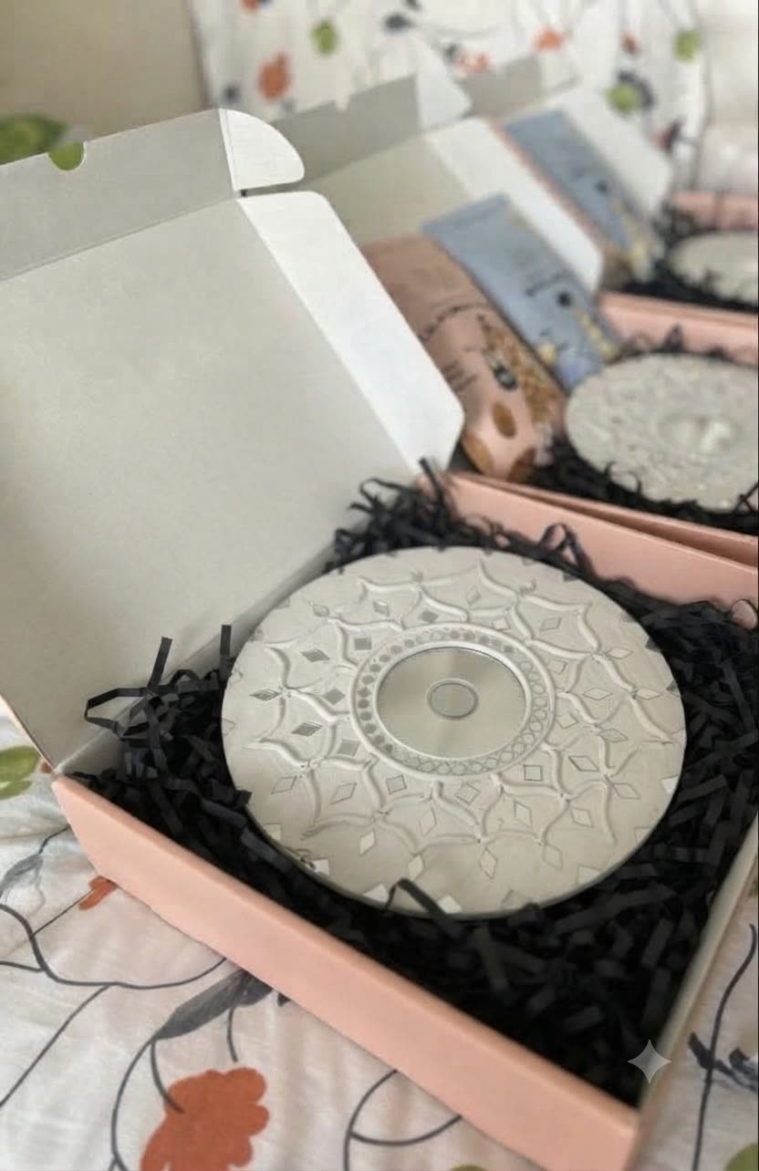 Shwet Kamal — 12-Inch White Lippan Wall Hanging — handmade white clay relief petals with hand-cut mirror inlay and central round mirror by Rachna Saxena